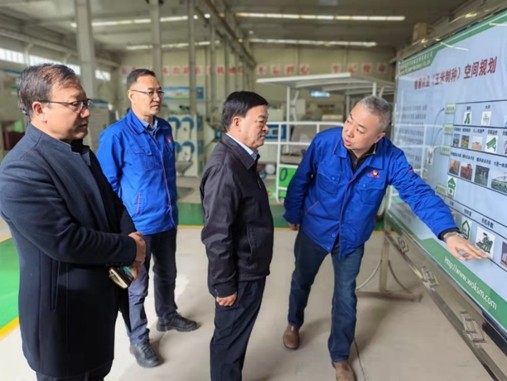 敦煌種業(yè)黨委書記、董事長劉興斌等到奧凱種機(jī)、慶和農(nóng)業(yè)公司洽談交流